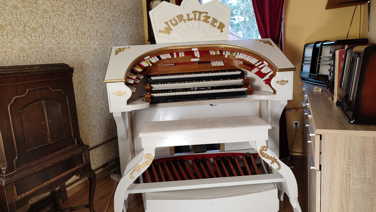 DIY organ console